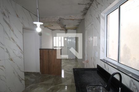 Sala / Cozinha de casa para alugar com 1 quarto, 35m² em Cidade Líder, São Paulo