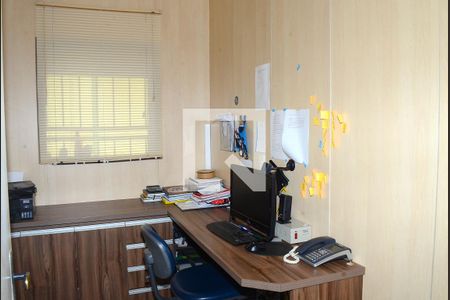 Escritório de casa para alugar com 4 quartos, 350m² em Jardim Vitoria, Belo Horizonte