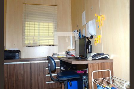 Escritório de casa para alugar com 4 quartos, 350m² em Jardim Vitoria, Belo Horizonte
