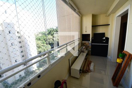 Sala de apartamento à venda com 3 quartos, 80m² em Mansões Santo Antônio, Campinas