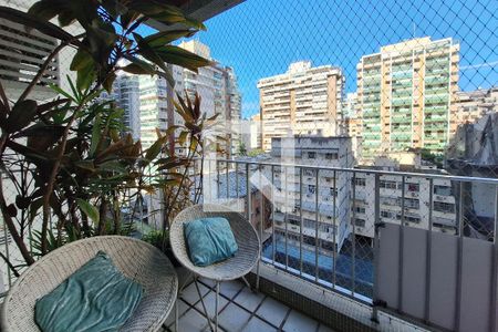 Sala de apartamento à venda com 3 quartos, 110m² em Icaraí, Niterói