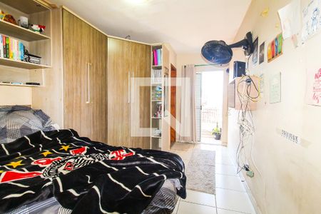 Suíte de casa de condomínio à venda com 2 quartos, 72m² em Vila Carmosina, São Paulo