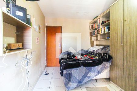 Suíte de casa de condomínio à venda com 2 quartos, 72m² em Vila Carmosina, São Paulo