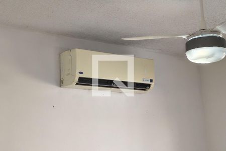 Sala de apartamento para alugar com 2 quartos, 72m² em Vila Assuncao, Praia Grande