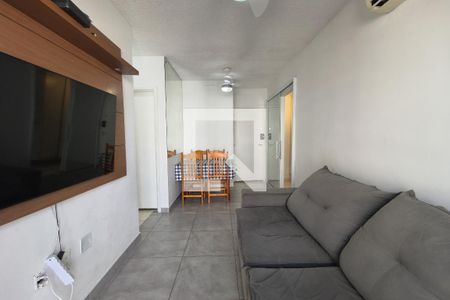 Sala de apartamento para alugar com 2 quartos, 72m² em Vila Assuncao, Praia Grande