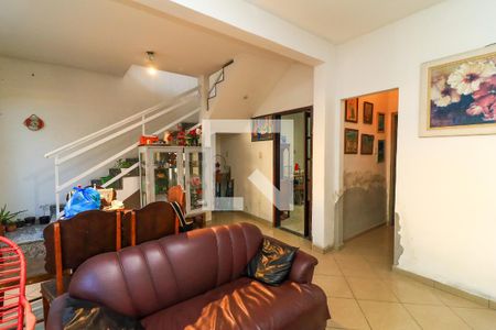 Casa para alugar com 3 quartos, 137m² em Bangu, Rio de Janeiro