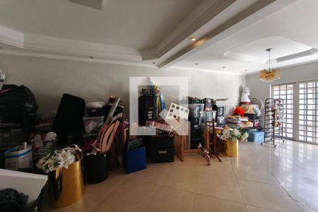 Sala de casa à venda com 4 quartos, 251m² em Jardim Eulina, Campinas