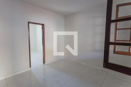 Sala 1 de casa para alugar com 2 quartos, 200m² em Santa Cruz, Belo Horizonte