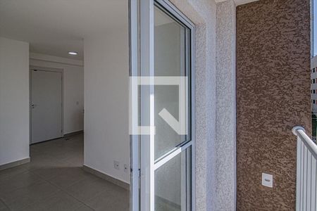 sacada_4 de apartamento para alugar com 2 quartos, 36m² em Parque Bristol, São Paulo