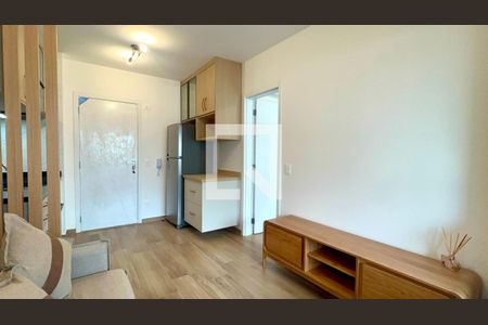 Sala de apartamento para alugar com 1 quarto, 37m² em Vila Anglo Brasileira, São Paulo