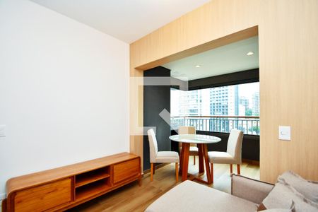sala de estar de apartamento para alugar com 1 quarto, 38m² em Vila Anglo Brasileira, São Paulo