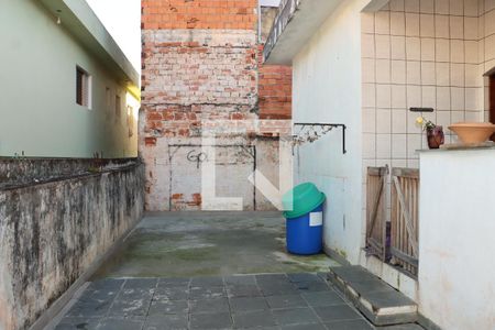 Casa para alugar com 2 quartos, 250m² em Jardim Sao Francisco, Embu das Artes