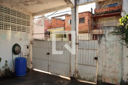 Casa para alugar com 2 quartos, 250m² em Jardim Sao Francisco, Embu das Artes