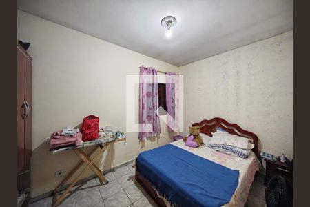 Quarto 2 de casa para alugar com 2 quartos, 40m² em Jardim Flor de Maio, São Paulo