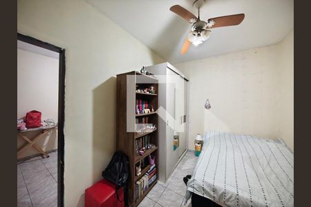 Quarto 1  de casa para alugar com 2 quartos, 40m² em Jardim Flor de Maio, São Paulo