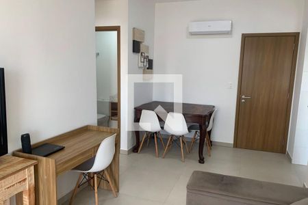 Sala de apartamento para alugar com 1 quarto, 53m² em Boqueirão, Santos