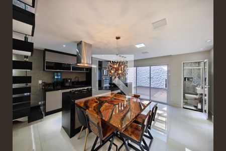 Cozinha de casa à venda com 3 quartos, 138m² em Vila Constança, São Paulo