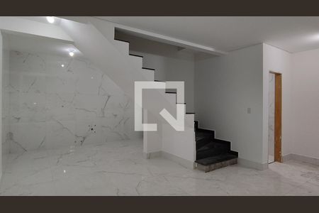 Casa para alugar com 2 quartos, 150m² em Jardim Sao Jose, São Paulo