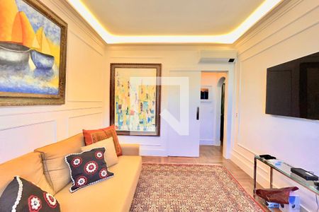 Quarto 1 de apartamento à venda com 2 quartos, 90m² em Leblon, Rio de Janeiro