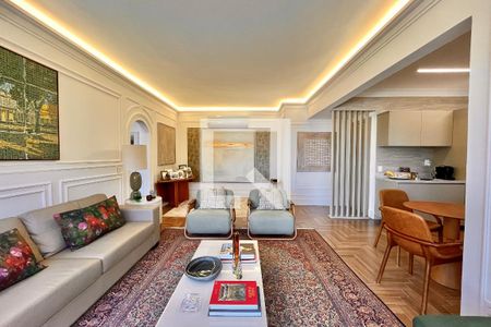Sala  de apartamento à venda com 2 quartos, 90m² em Leblon, Rio de Janeiro