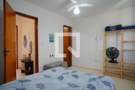 Quarto 1 de casa para alugar com 2 quartos, 70m² em Jardim Atlântico Central, Maricá