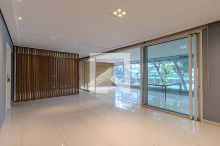 Apartamento à venda com 3 quartos, 222m² em Campo Belo, São Paulo
