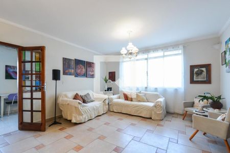 Casa à venda com 4 quartos, 275m² em Jardim da Gloria, São Paulo