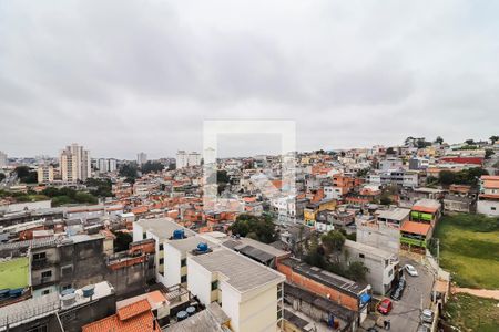 Vista da Sala/Cozinha de apartamento para alugar com 2 quartos, 32m² em Vila Carmosina, São Paulo