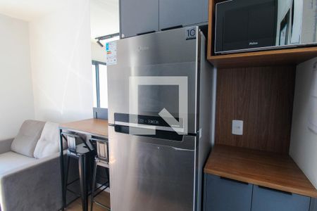 Cozinha de apartamento para alugar com 1 quarto, 34m² em Butantã, São Paulo