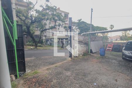 Garagem de casa à venda com 1 quarto, 722m² em Menino Deus, Porto Alegre