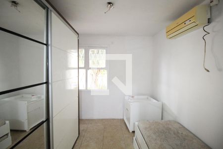 Quarto 1 de casa para alugar com 2 quartos, 130m² em Jardim do Salso, Porto Alegre