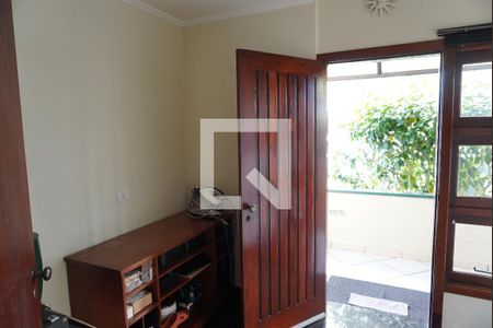Hall de casa de condomínio para alugar com 4 quartos, 620m² em Morada dos Pássaros, Barueri