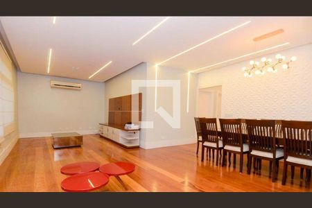 Casa à venda com 3 quartos, 576m² em Vila Augusta, Guarulhos