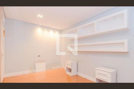 Casa à venda com 3 quartos, 576m² em Vila Augusta, Guarulhos