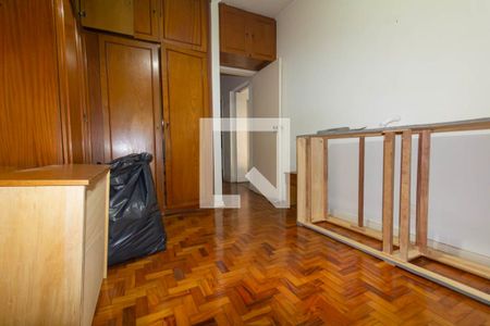 Quarto 1 de casa para alugar com 3 quartos, 500m² em Vila Moreira, São Paulo