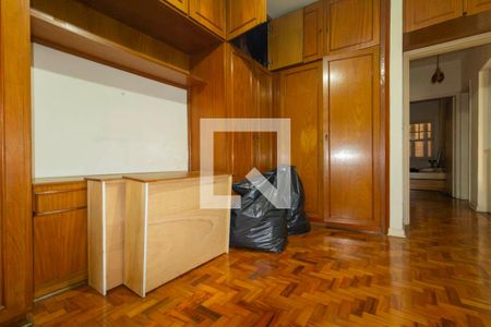 Quarto 1 de casa para alugar com 3 quartos, 500m² em Vila Moreira, São Paulo