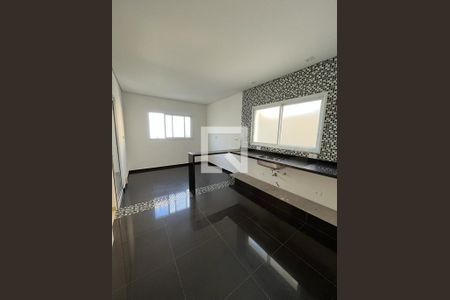 Casa à venda com 3 quartos, 440m² em Tremembé, São Paulo