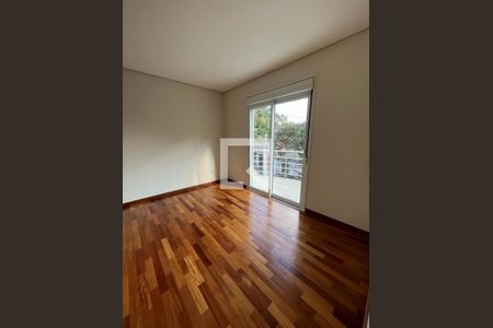 Casa à venda com 3 quartos, 440m² em Tremembé, São Paulo