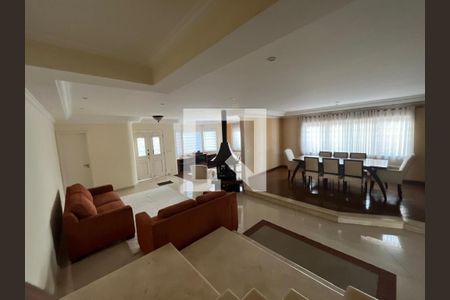 Casa à venda com 4 quartos, 450m² em Jardim Maia, Guarulhos