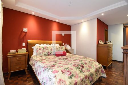 Suíte de casa de condomínio à venda com 4 quartos, 200m² em Santa Felicidade, Curitiba