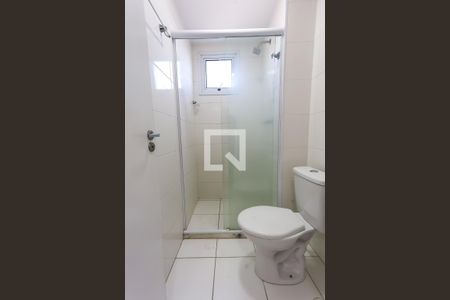 Banheiro de apartamento para alugar com 2 quartos, 90m² em Parque Arariba, São Paulo