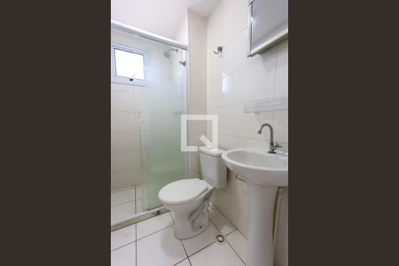 Banheiro de apartamento para alugar com 2 quartos, 90m² em Parque Arariba, São Paulo