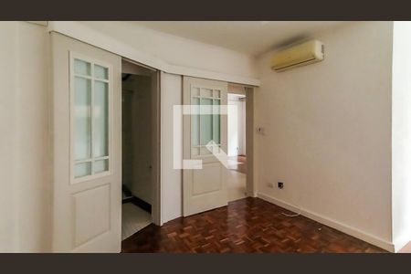 Apartamento à venda com 2 quartos, 77m² em Menino Deus, Porto Alegre