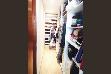 Casa à venda com 3 quartos, 125m² em Jardim Santa Mena, Guarulhos