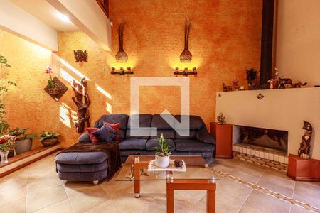 Sala de casa para alugar com 3 quartos, 391m² em Jardim Itu, Porto Alegre