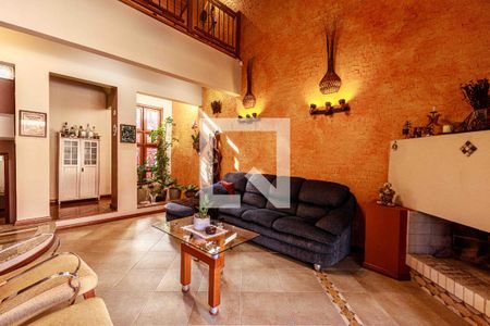 Sala de casa para alugar com 3 quartos, 391m² em Jardim Itu, Porto Alegre