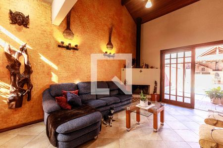 Sala de casa para alugar com 3 quartos, 391m² em Jardim Itu, Porto Alegre