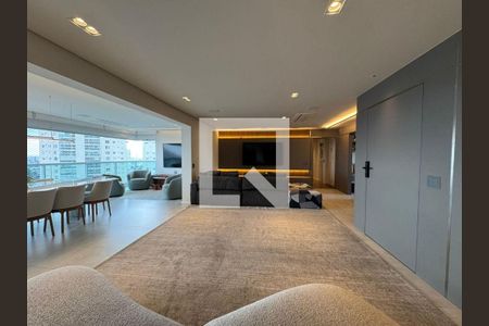 Apartamento à venda com 3 quartos, 221m² em Santa Teresinha, São Paulo
