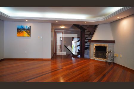 Sala  de casa para alugar com 4 quartos, 165m² em Jardim Sabará, Porto Alegre