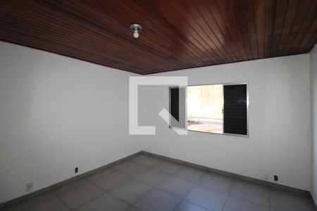 Quarto 2 de casa para alugar com 2 quartos, 94m² em Vila Renato (zona Norte), São Paulo
